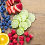 כל מה שאתה צריך לדעת על אילו ויטמינים יש בפירות וירקות כחולים